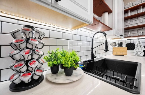 West Arlington Apartment | Cozy Condo Near AT&T Stadium & Entertainment Zone