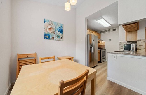 Pleasant Valley House | Cozy Condo Near DT ATX – Ideal for Extended Stays