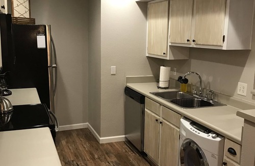 Woodlands Village Condo | Cozy Condo near NAU!