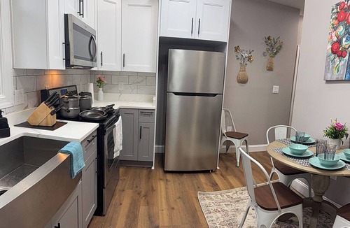 Portsmouth House | Cozy Condo Near Portsmouth Naval