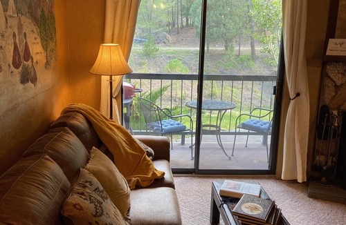 Ruidoso Condo | Cozy Condo: One bedroom condo w/indoor fireplace