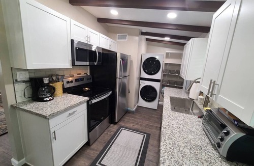 Casas Adobes Condo | Cozy condo w/great backyard. Pet-friendly!