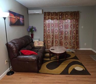 Clodine Apartment | Cozy Condo1