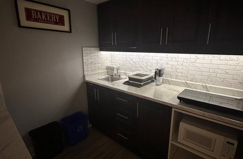Brampton Apartment | Cozy Confort Place Bachelor Brampton