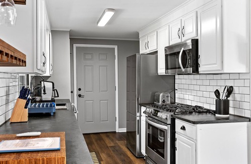 Saratoga Springs House | Cozy & Convenient