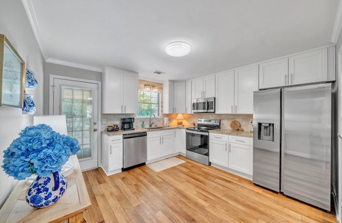 Warner Robins House | Cozy & Convenient 2BR/2BA Townhome