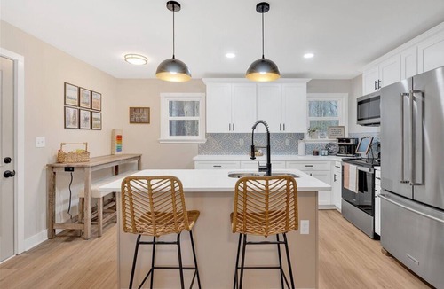 Acworth House | Cozy,Convenient home in Downtown