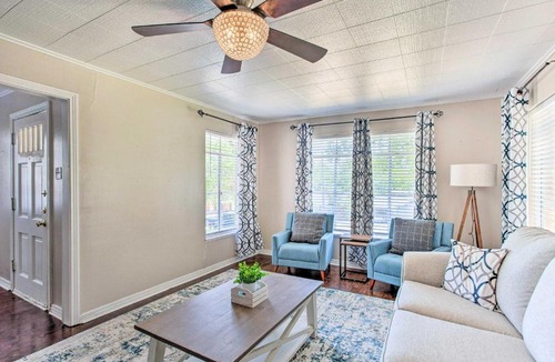 Sherman House | Cozy, Convenient Sherman Home with Private Yard