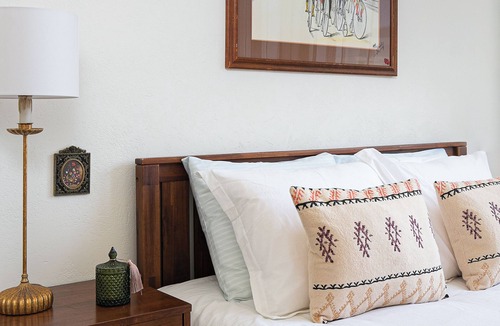 Westlake Hotel | Cozy & Convenient Studio in the Heart of DTLA!