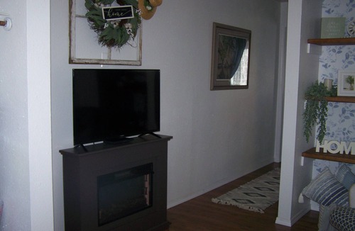 Elgin Apartment | Cozy Corner is waiting for You!