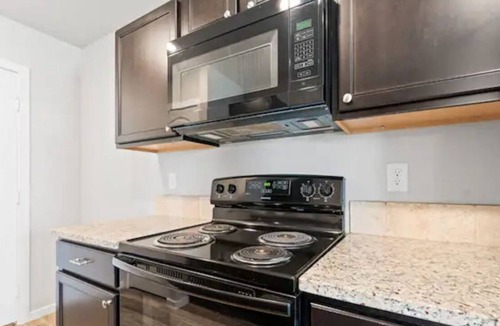 Lubbock House | Cozy Corner Retreat - 3BR/2BA - Short drive to TTU