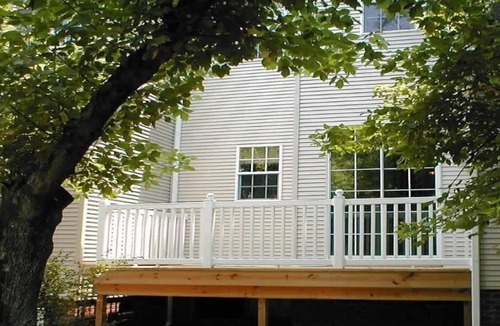 Cornelius House | Cozy Corner Townhome