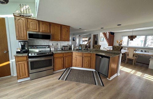 Sodus Point House | Cozy Costal Cottage