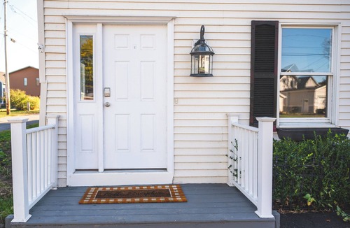 Sodus Point House | Cozy Costal Cottage