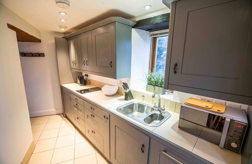 Luckington Cottage | Cozy Cotswold cottage