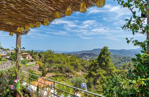 Corbera De Llobregat House | Cozy cottage 25 km from barcelona with jacuzzi terrace mountain views barcelona