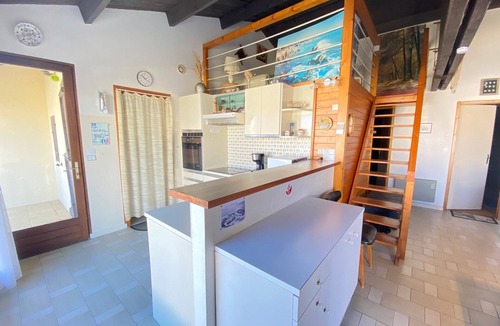 Bretignolles-sur-Mer House | Cozy Cottage 200m from Beach & Surf Spot – WIFI, 4 Sleeps