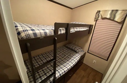 Virgil Cottage | Cozy Cottage Getaway