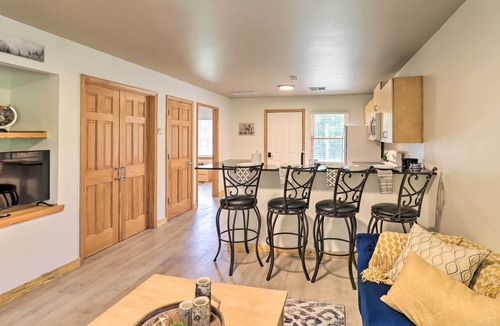 Cecil Cottage | Cozy Cottage < 1 Mile from Kindred Barn!