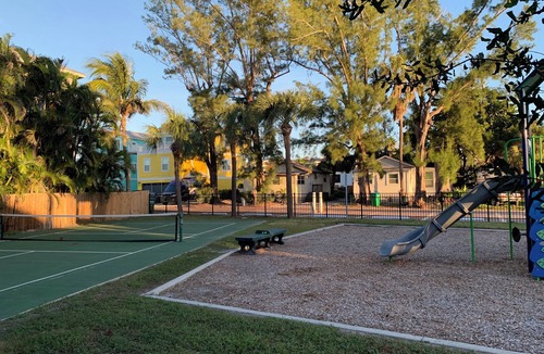 Bradenton Beach House | Cozy Cottage, 1 bedroom sleeps 2