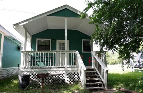 Huntsville Other | Cozy Cottage #4 Harmon Creek Marina and Campground