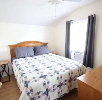 Alton Bay Apartment | Cozy Cottage Alton Bay