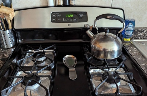 Livingston Manor House | Cozy cottage by the river in Catskill