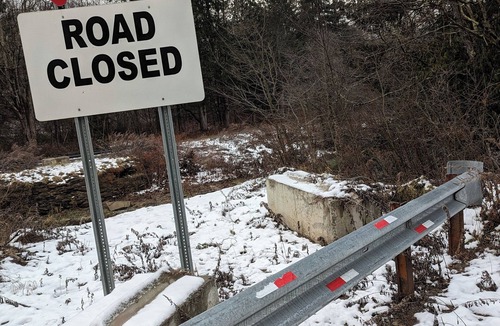 Livingston Manor House | Cozy cottage by the river in Catskill
