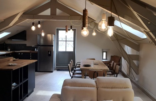La Tieule House | Cozy cottage between stones and modernity