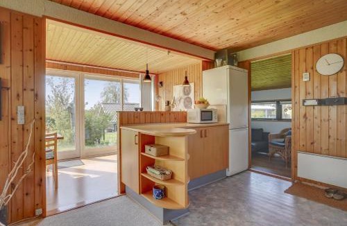 Hvidbjerg Strand House | Cozy Cottage Close To The Beach And Attractions