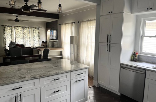 Ryan Place House | Cozy Cottage Feel in South Fort Worth!