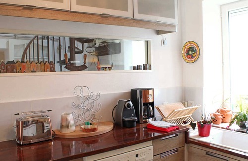 Louroux-de-Beaune Cottage | Cozy cottage with garden, pets allowed, bikes available