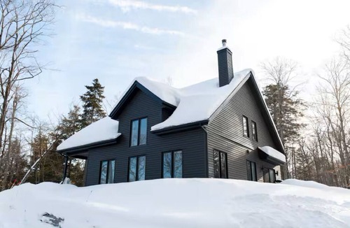 Brownsburg-Chatham Cottage | Cozy Cottage — Getaway in Quebec