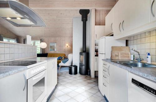 Dannemare House | Cozy Cottage In A Quiet Area Close To The Beach
