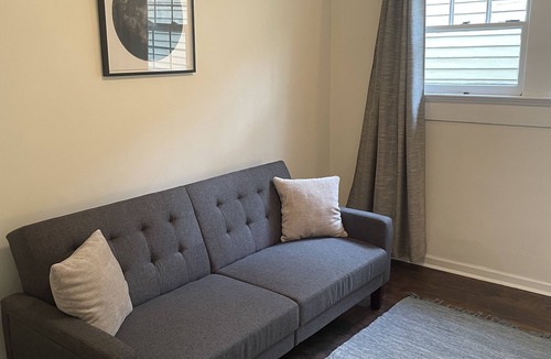 Huntsville Cottage | Cozy Cottage 🏡in Five Points. 4 min from Downtown/15 min from the airport ✈️.