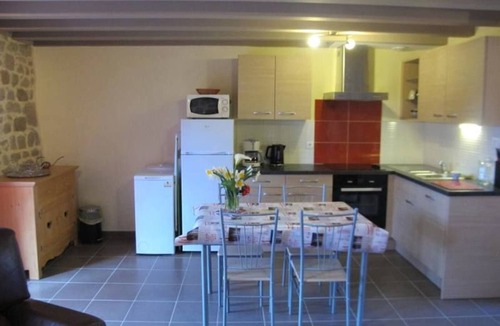 Clis Cottage | Cozy cottage in Guérande with quiet terrace