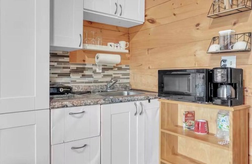 Severn Cottage | COZY COTTAGE IN MUSKOKA