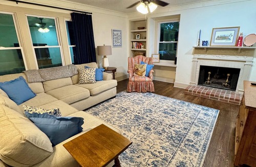 Rome House | Cozy Cottage in Rome, GA