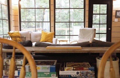 Beaconia Cabin | Cozy Cottage in the Trees