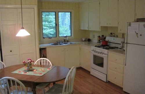 Southwest Harbor Cottage | Cozy cottage in woods, 5-min walk to ocean & town of SWH