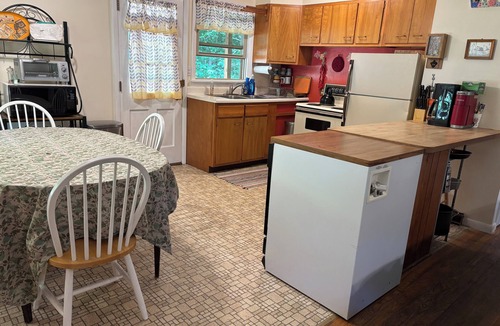 Stratton and Bromley Ski Areas Cottage | Cozy cottage in Winhall