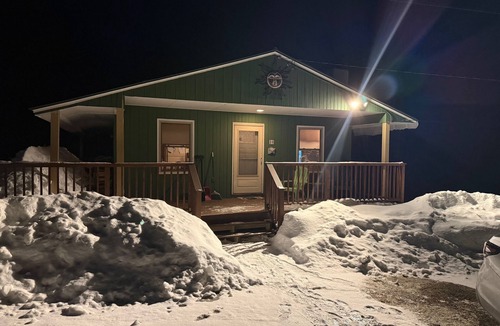 Stratton and Bromley Ski Areas Cottage | Cozy cottage in Winhall