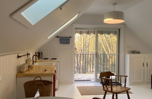 Sutton Ski Chalet | Cozy cottage life on a quiet road between the village and Mont Sutton 🎿🚴‍♂️🌟