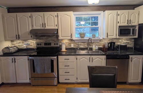 Placentia House | Cozy cottage located an hour and 20 minutes from St. John's! Pets welcome!