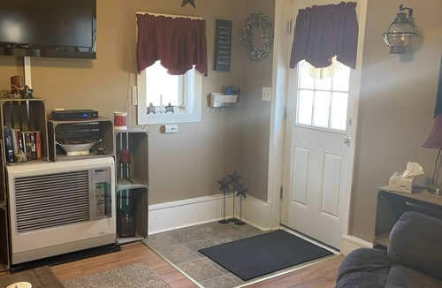 Fishers Landing Cottage | Cozy cottage located in the heart of the Thousand Islands.