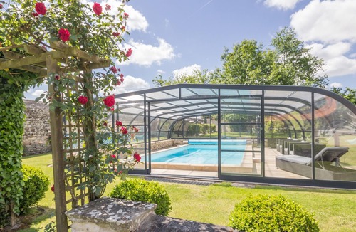 Chateau-Thebaud Cottage | Cozy Cottage Near Nantes with Pool, Terrace, and Vineyard View