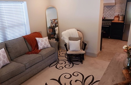 Seguin Cottage | Cozy Cottage near downtown Seguin