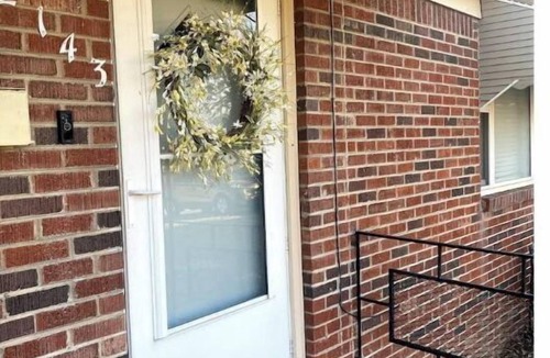 Mayo Meadow House | Cozy Cottage near Expo, Pets Welcome!