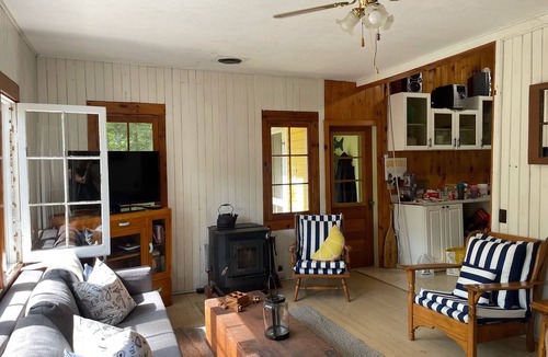 Minden Hills Cottage | Cozy Cottage Nestled Along the Gull River