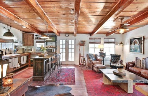 Tyrone Cottage | Cozy Cottage Nestled on Waters Edge